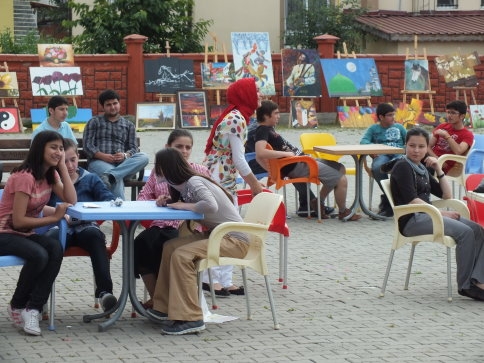 Akyazı Anadolu Öğretmen Lisesinde Bahar Şenliği