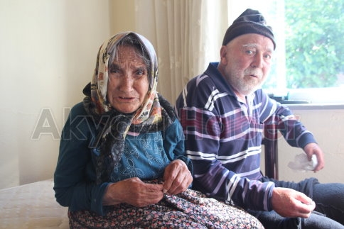 Yaşlı Çiftin İçler Acısı Hali