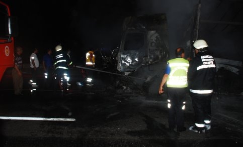 Otobanda Tır Yangını