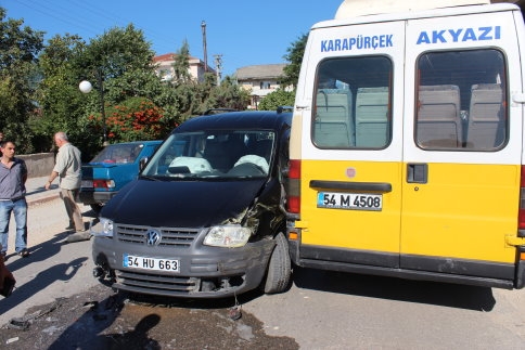 Pazaryeri Önünde Trafik Kazası