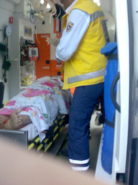 Ihlamur Toplamak İçin Çıktığı Ağaçtan Düştü