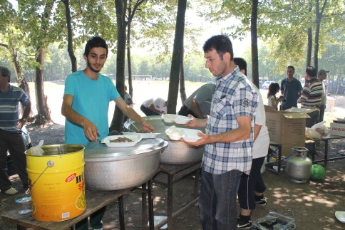 Akyazılı Öğretmenler Selman Dede De Piknikte Bir Araya Geldiler