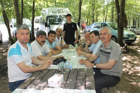 Akyazılı Öğretmenler Selman Dede De Piknikte Bir Araya Geldiler