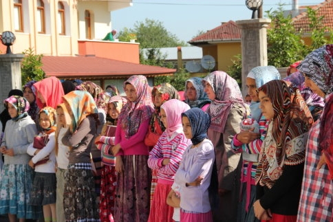 Akyazı Müftülüğü 2012 Yılı Yaz Kur’an Kursu Açılışlarını Dualarla Yaptı