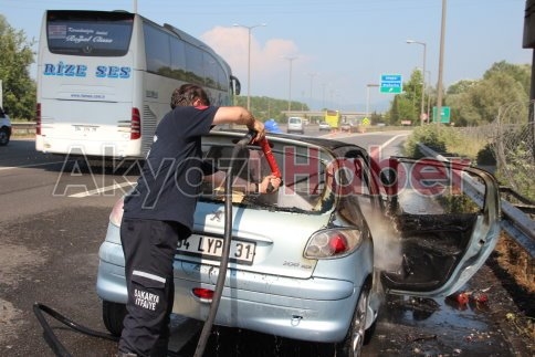 Seyir Halinde Araç Kül Oldu