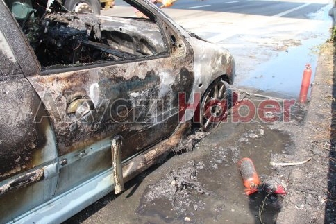 Seyir Halinde Araç Kül Oldu