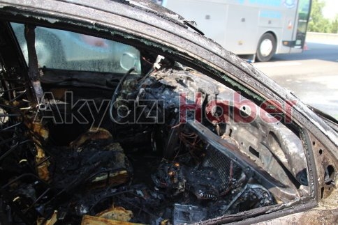 Seyir Halinde Araç Kül Oldu