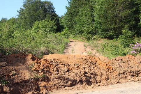Güzlek'in Elektrik Direkleri Değişiyor