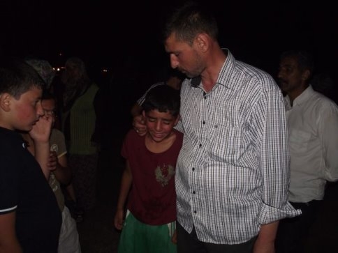 Evleri Gözlerinin Önünde Küle Döndü