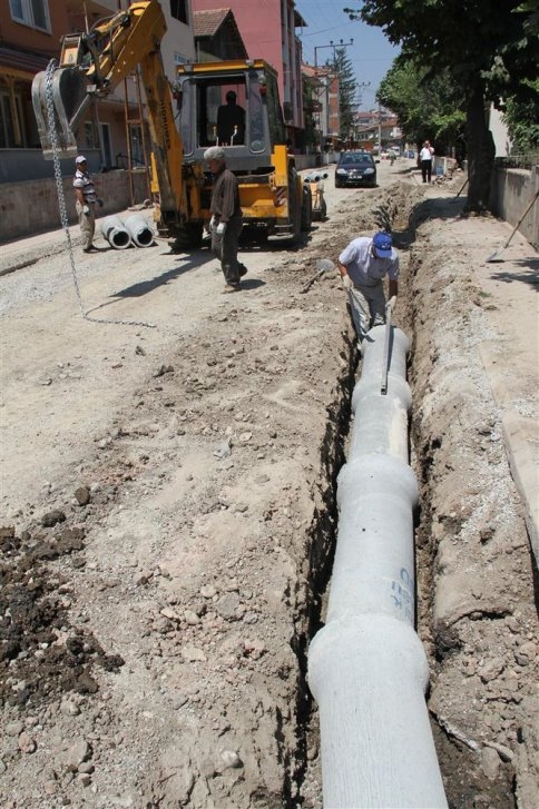 SASKİ, PTT ve Akyazı Belediyesi’nde Durmak Yok