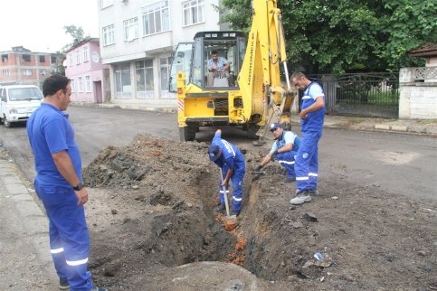 SASKİ, PTT ve Akyazı Belediyesi’nde Durmak Yok