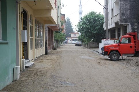 SASKİ, PTT ve Akyazı Belediyesi’nde Durmak Yok