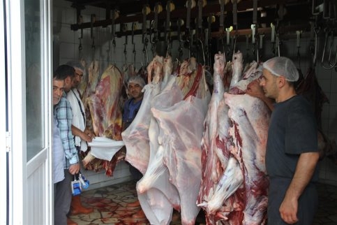 Akyazı Mezbahanesinden Örnek Et Kefenleme Sistemi