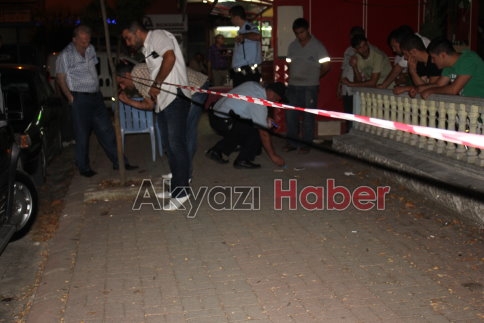 Yeni Camii'de Silahlı Saldırı!