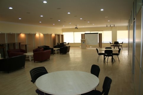 Akyazı’da Yabancı Dil Bilmeyen Bu Ücretsiz Fırsatı Kaçırmasın