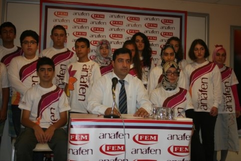 Yine Anafen Yine Şampiyon