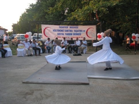 Ata Mert Delikanlı Oldu