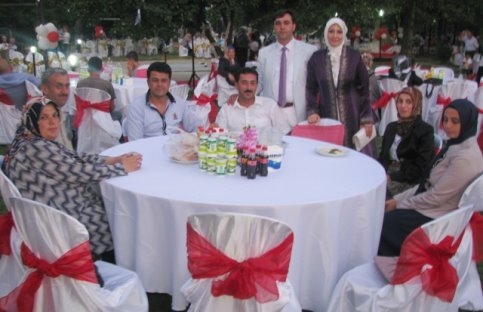 Ata Mert Delikanlı Oldu