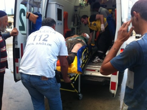 Bacağını Sondaj Makinesine Kaptırdı