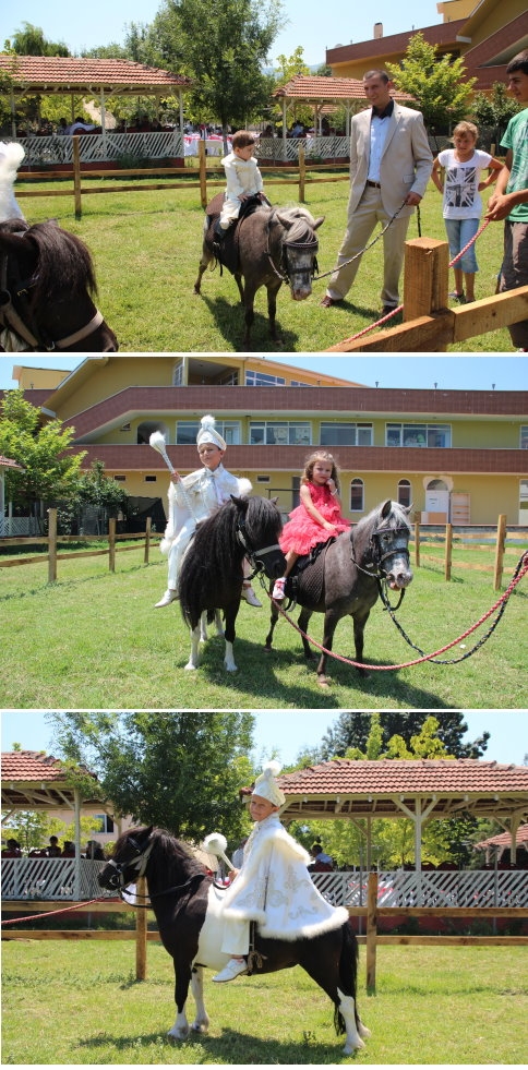 Yılmaz Ailesi Çocuklarının İlk Mürüvetini Gördü
