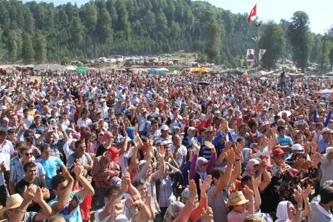 Acelle Yayla Şenliklerine Yoğun İlgi