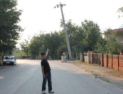 Tehlikeyi Görmüyorlar Mı?