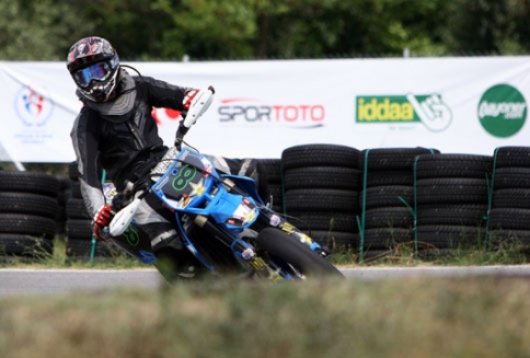 Süpermotoculara Sıcak Hava Vız Geldi