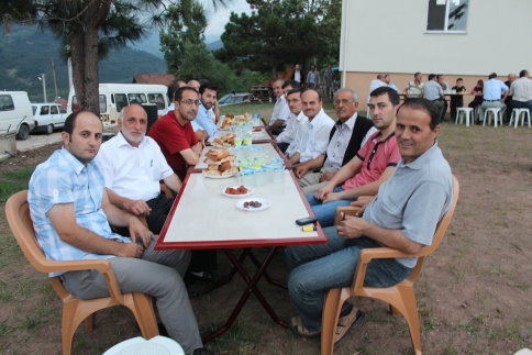 Durmuşlar Köyü Halkı İftarda Bir Araya Geldi