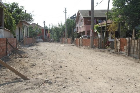 Akyazı’daki Sokaklar Güzelleşiyor