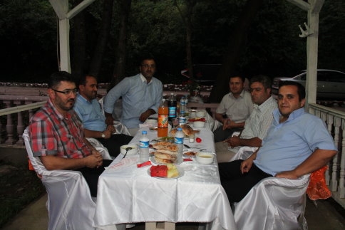 Ak Partililer İftarda Bir Araya Geldi