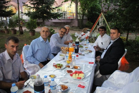 Ak Partililer İftarda Bir Araya Geldi