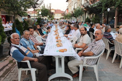 Deprem Şehitleri İçin Mevlüt Okutuldu