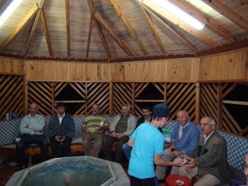 Acelle Yaylasında İftar Yaptılar