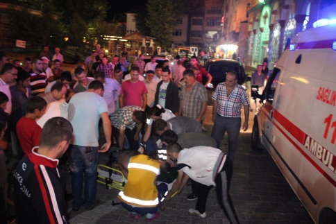 Arife Günü Tartıştığı Satıcıyı Bıçakladı