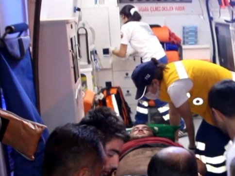 Arife Günü Tartıştığı Satıcıyı Bıçakladı