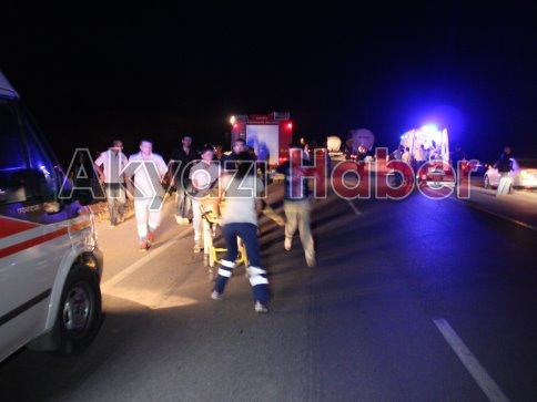 Trafik Kazası 3 Ölü 5 Yaralı