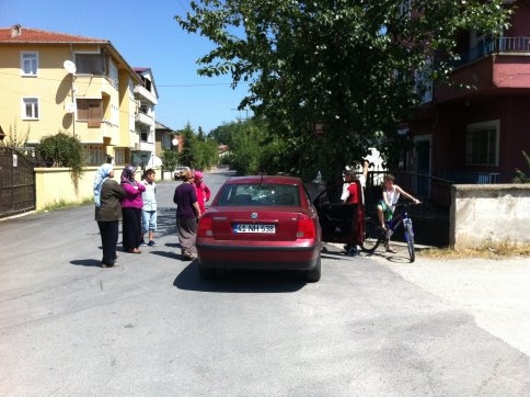 Otomobille Motosiklet çarpıştı 1 yaralı