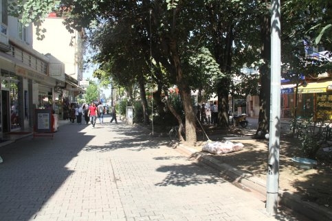 AKYAZI ÇARŞI İÇİ PROJESİ START ALDI