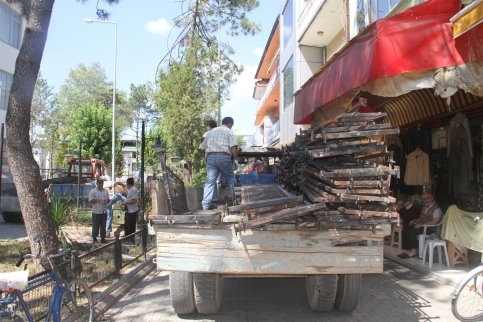 AKYAZI ÇARŞI İÇİ PROJESİ START ALDI