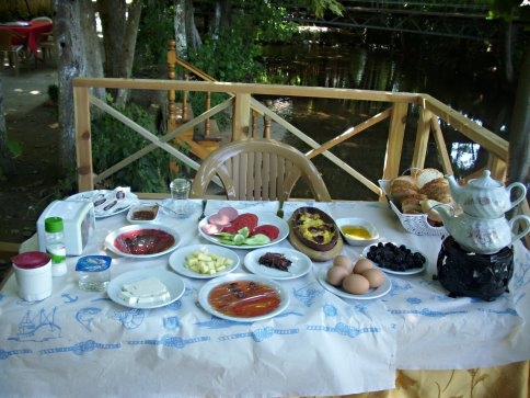 Dere İçinde Kahvaltı’ya bekliyoruz.