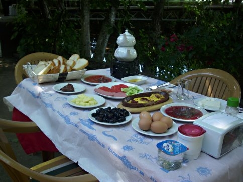 Dere İçinde Kahvaltı’ya bekliyoruz.