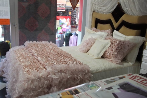 Bütün Ev Tekstil ve Çeyizlik Ürünleri Aynı Mağazada!