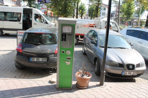 Parkomat Ücretlerini Akyazı Belediyesi Toplayacak