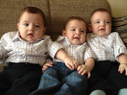 Üçüzlerin İlk Yaş Günü