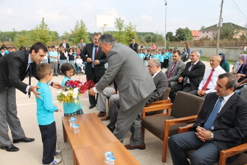 İlköğretim Haftası Törenlerle Kutlandı