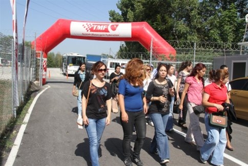 Yaşar Yazıcı’dan Yeni Gelen Öğretmenlere Akyazı Turu