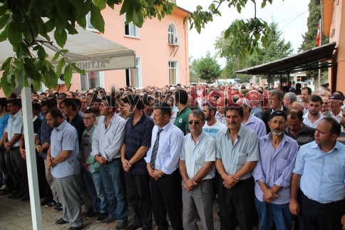 Selman Sandıkçıoğlu Cenazesinde Eşin Acılı Anı