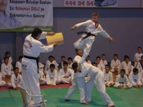 İki Dost Kulüpten Örnek Çalışma