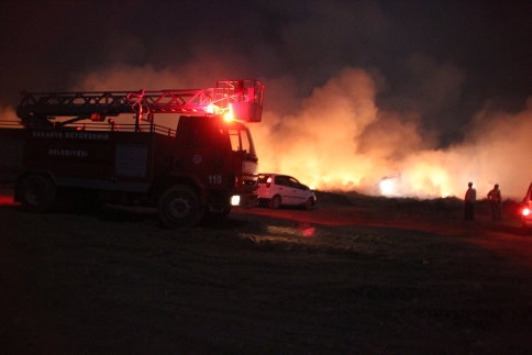 Akyazı Çöplüğü Yanıyor