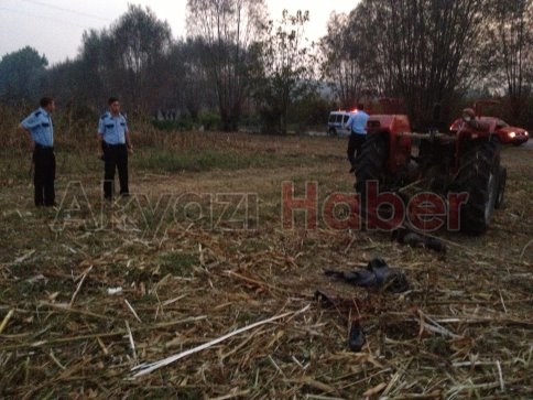 Tarlasını temizlerken iş makinesinin altında kaldı.